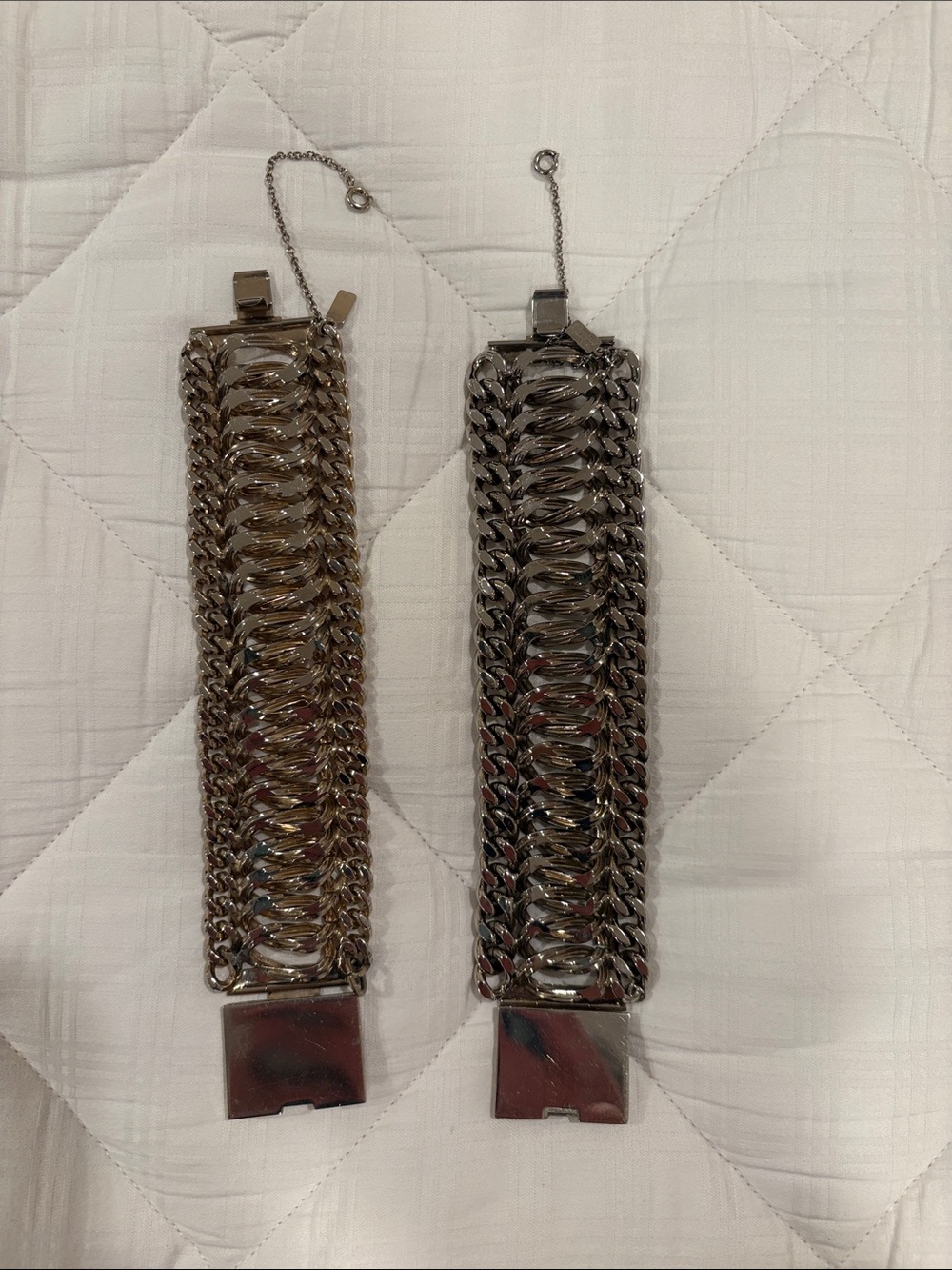 Vintage Women's Silver tone Multi-Row Chain Bracelet - Fashion Accessory